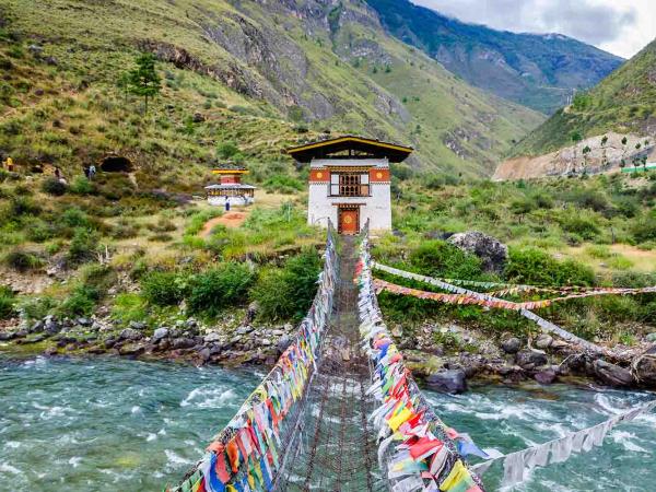 Trans Bhutan trail trek & black-necked crane festival 