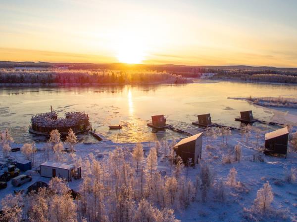 Luxury Arctic Lodge vacation