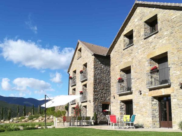 Cooking and hiking vacation, Spanish Pyrenees