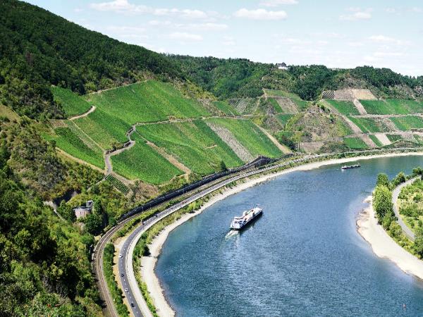 The Rhine hiking vacation in Germany
