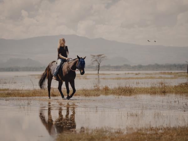 Kenya culture and wilderness safari vacation