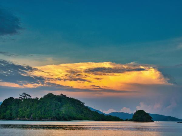 Malaysia tours, rainforests and beaches