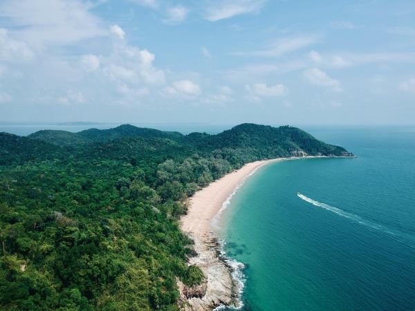 Malaysia tours, rainforests and beaches