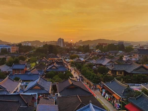 Korea small group 9 day tour