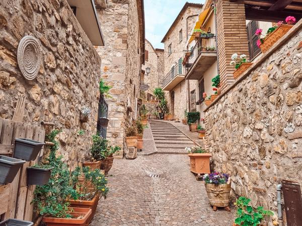 Coastal Tuscany & Umbria small group holiday