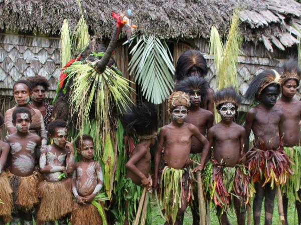 Papua New Guinea guided cultural tour