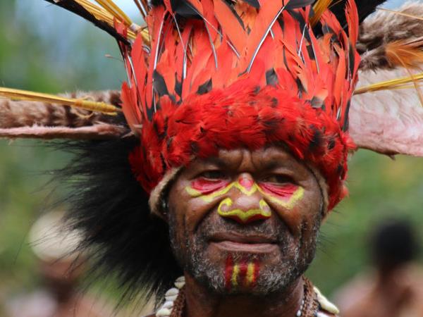 Papua New Guinea guided cultural tour