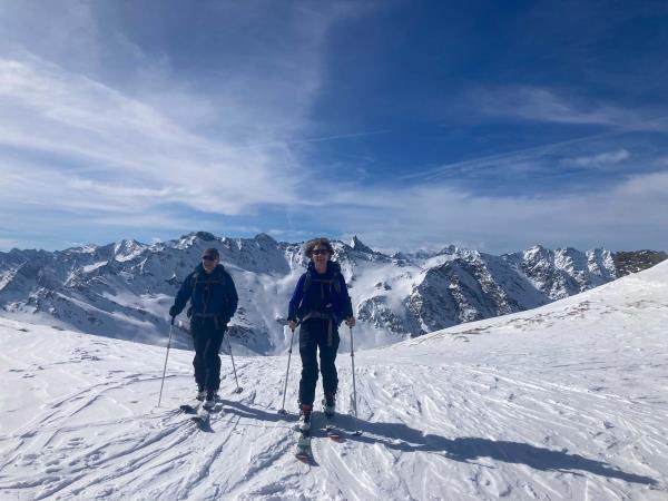 Intermediate ski touring vacation in France