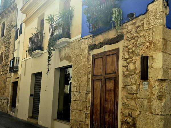 Vegan yoga course in Spain