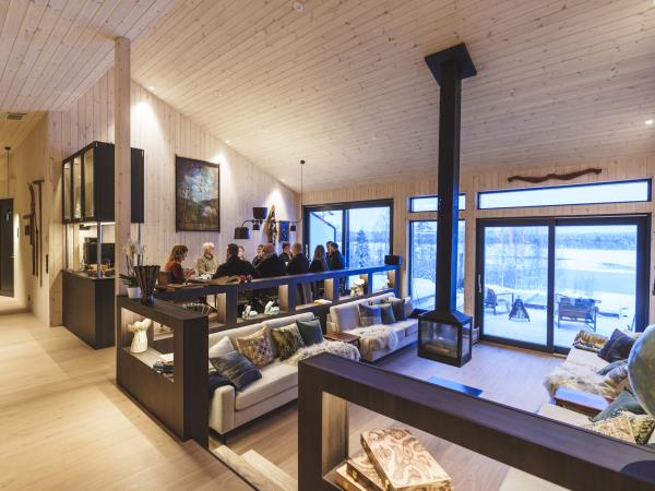 Luxury Arctic vacation with Northern Lights
