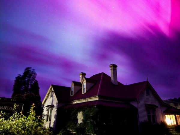 B&B self drive tour of Tasmania, meet the locals 