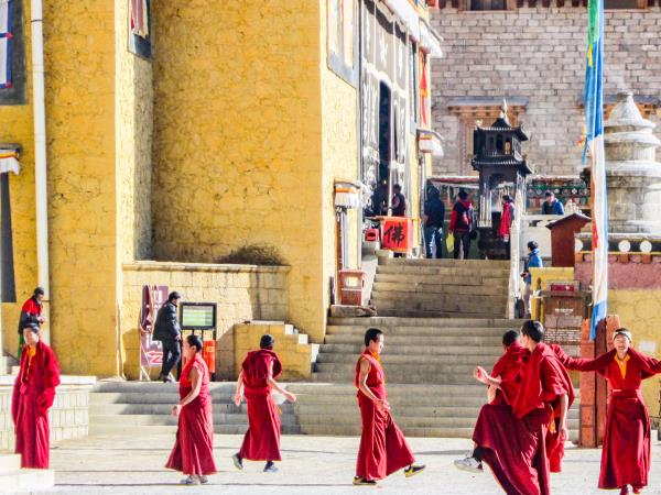 Yunnan tailor made vacation, China