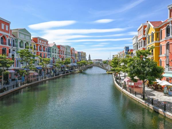 Hanoi to Saigon tailor made vacation, Vietnam