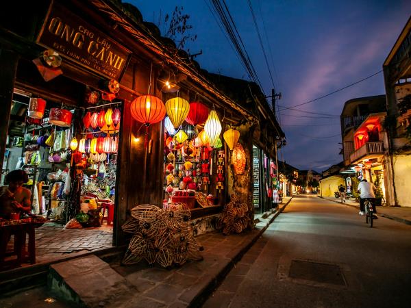 Hanoi to Saigon tailor made vacation, Vietnam