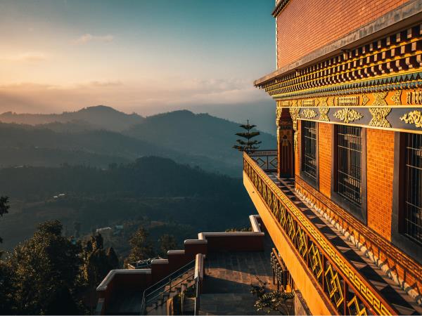 Bhutan vacations, tailor made