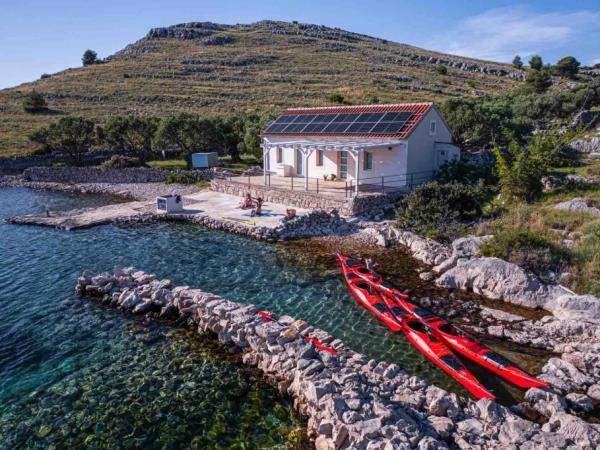 Kornati Islands sea kayaking vacation, Croatia
