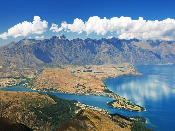 Complete New Zealand hiking vacation