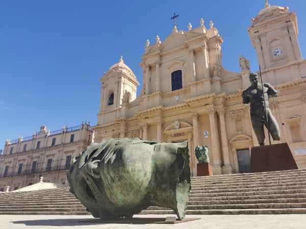 Sicily cultural and food small group hiking vacation