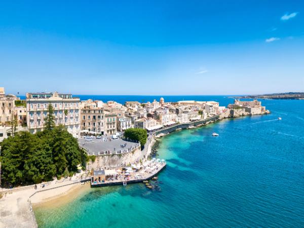 Sicily cultural and food small group hiking vacation