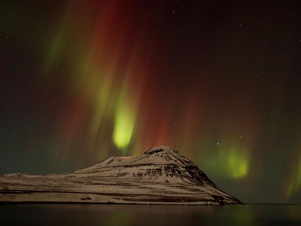 Northern Lights Escapes shell
