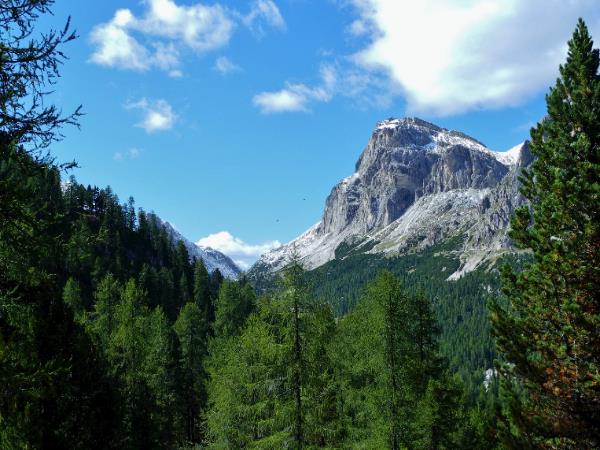 Leisurely Dolomites hiking vacation