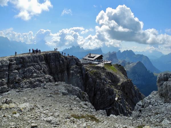 Leisurely Dolomites hiking vacation