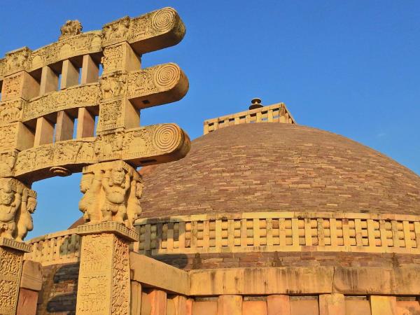 Central India vacation, culture and wildlife