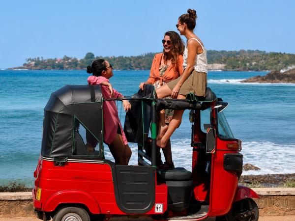 Sri Lanka self drive tuk tuk vacation