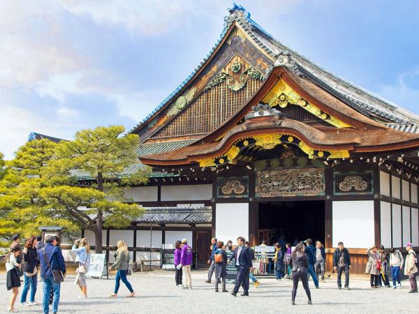 Japan cultural vacation with Kumano Kodo trail