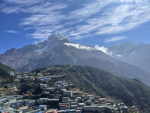 Island Peak trekking holiday in Nepal