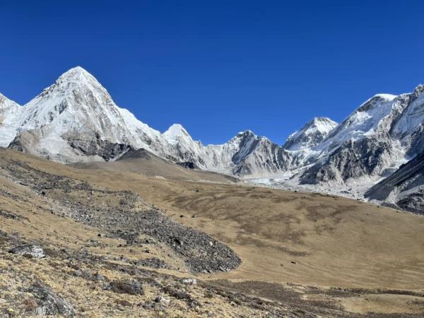 Island Peak trekking holiday in Nepal