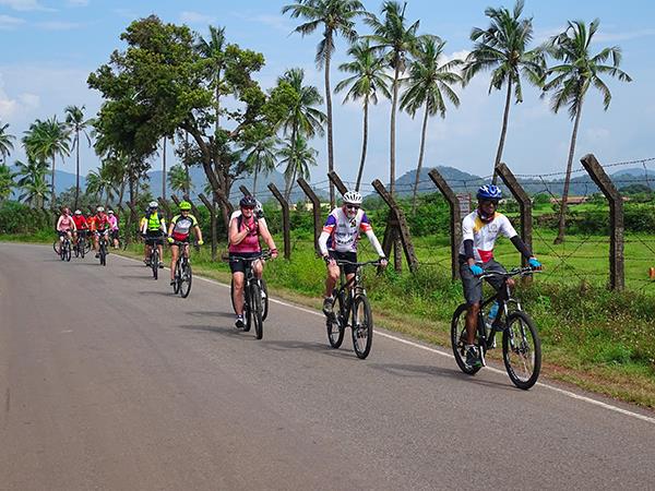South India cycling tour, coast to coast