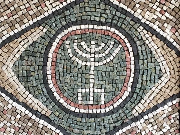 Mosaics workshop art vacation in Greece