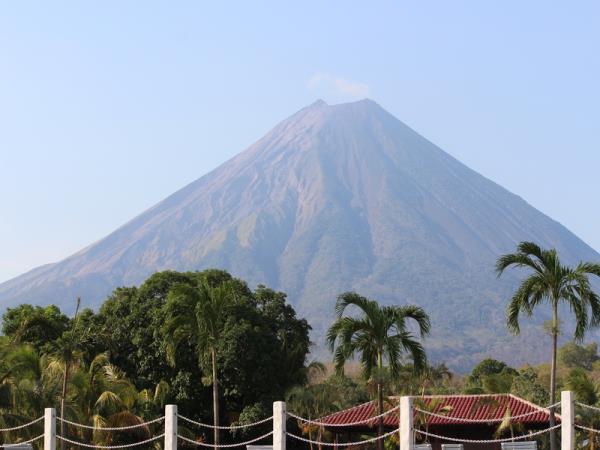 Nicaragua vacation, Cobbled Streets to Coral Reefs