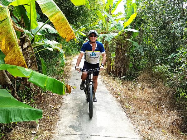 Cambodia & Vietnam community cycling vacation