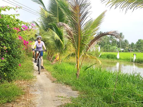 Biking vacation from Siem Reap to Saigon