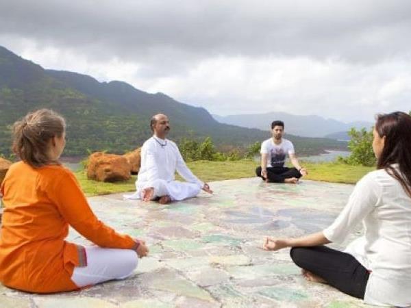Yoga and meditation vacation in India