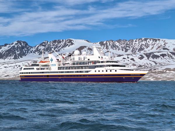 Antarctic Peninsula expedition cruise, 11 days