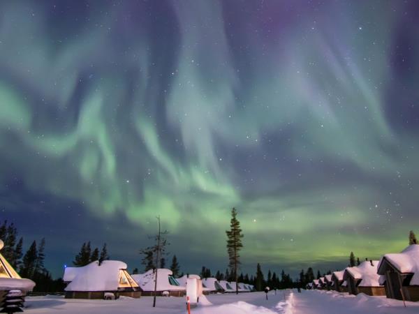 Northern lights family vacation, tailor made