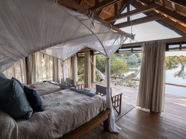 Southern Africa luxury wildlife & beach vacation