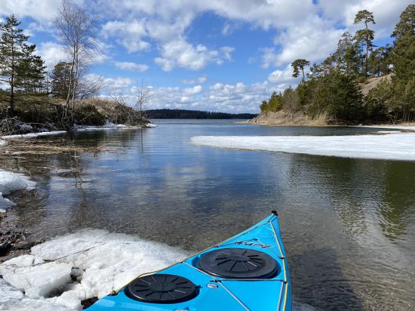 Yoga and kayaking activity vacation in Finland
