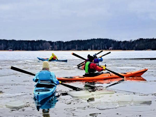 Yoga and kayaking activity vacation in Finland