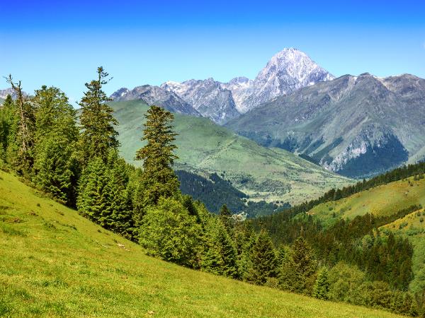 Hiking in Andorra vacation