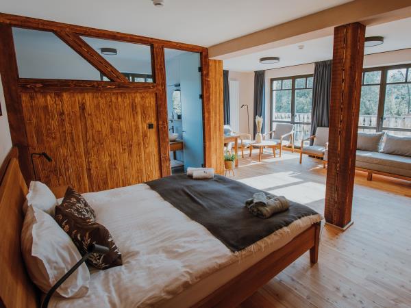 Carpathians wildlife adventure  vacation, Romania