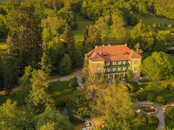 Carpathians wildlife adventure  vacation, Romania