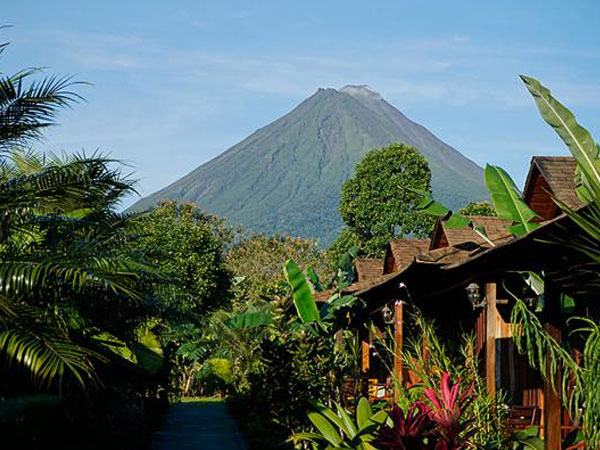 Natural highlights tour of Costa Rica