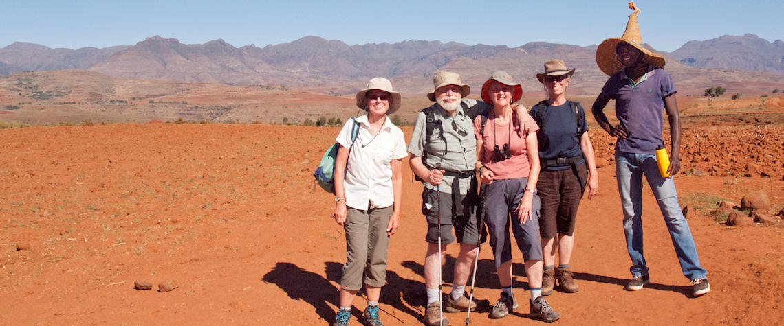 Group with guide