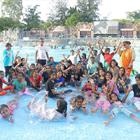 Group of children posing at Nicco Amusement Water Park