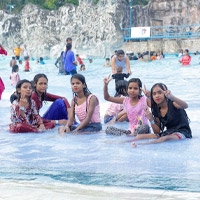 Group of children posing at Nicco Amusement Water Park