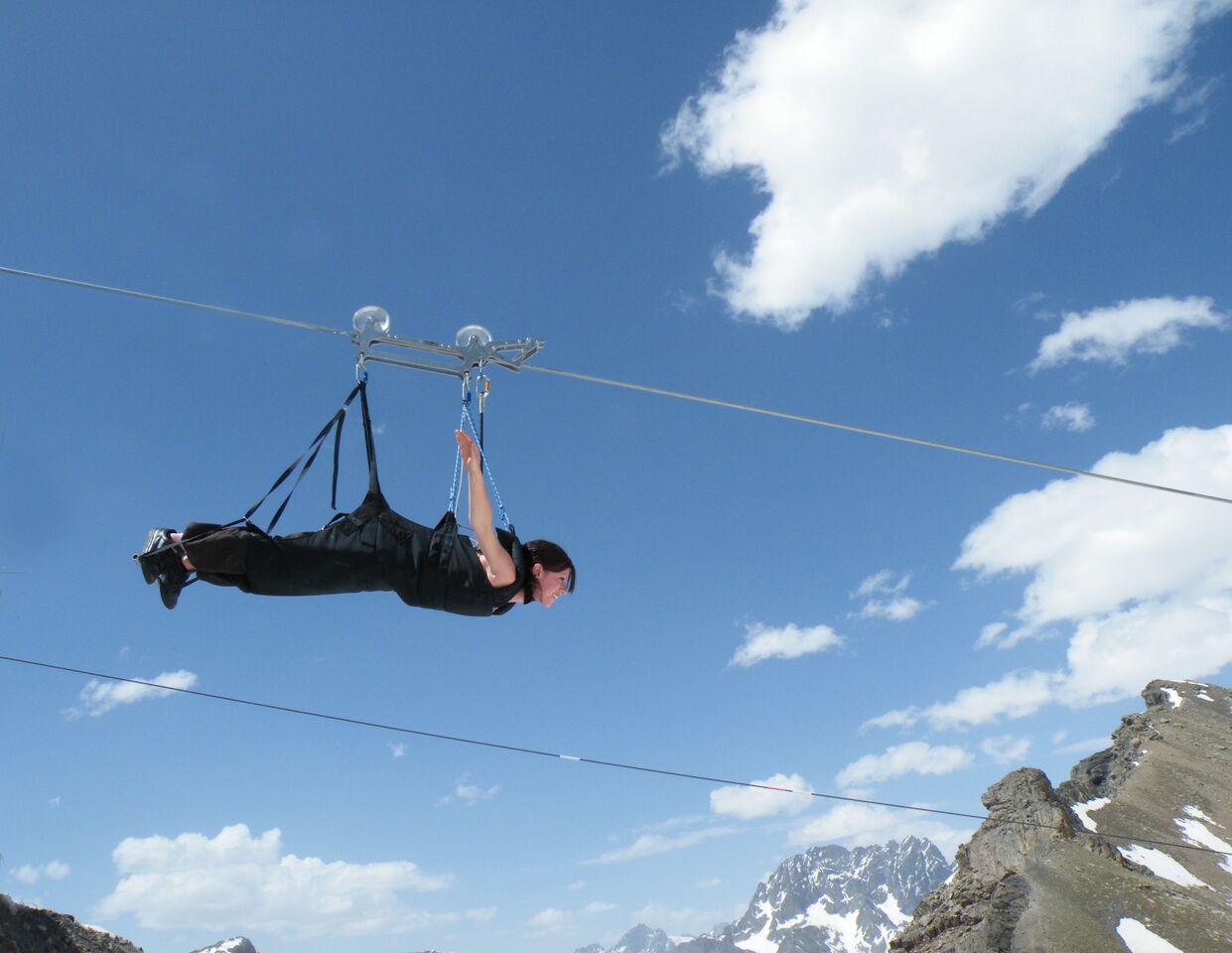 Multi-activity vacation in the French Alps
